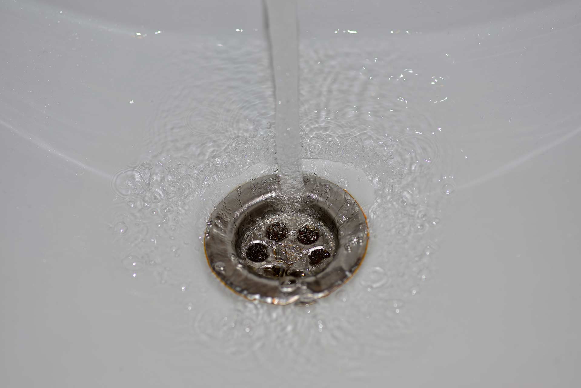 A2B Drains provides services to unblock blocked sinks and drains for properties in Tring.